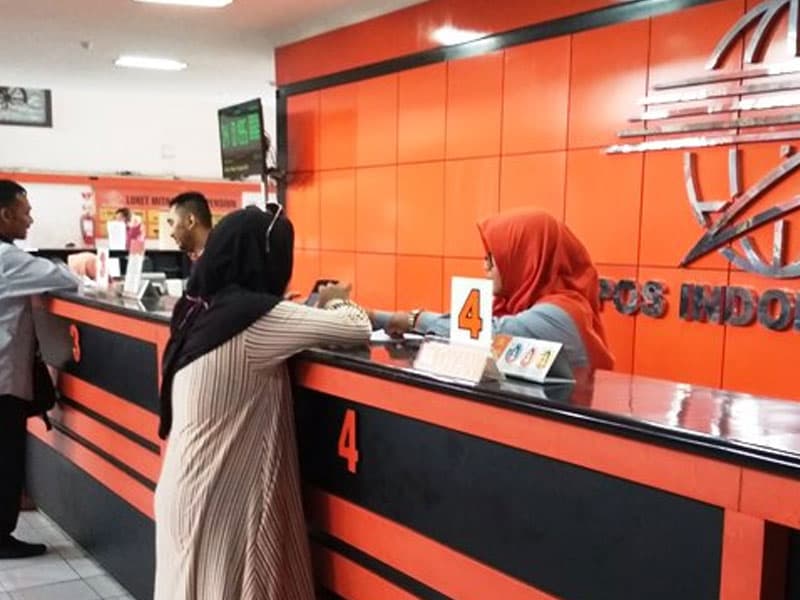 Begini Cara Menarik Uang MoneyGram Melalui Kantor Pos